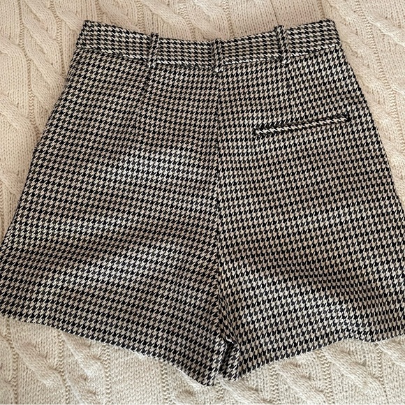 Zara Houndstooth Shorts Black-Tan, Size S - Picture 4 of 11